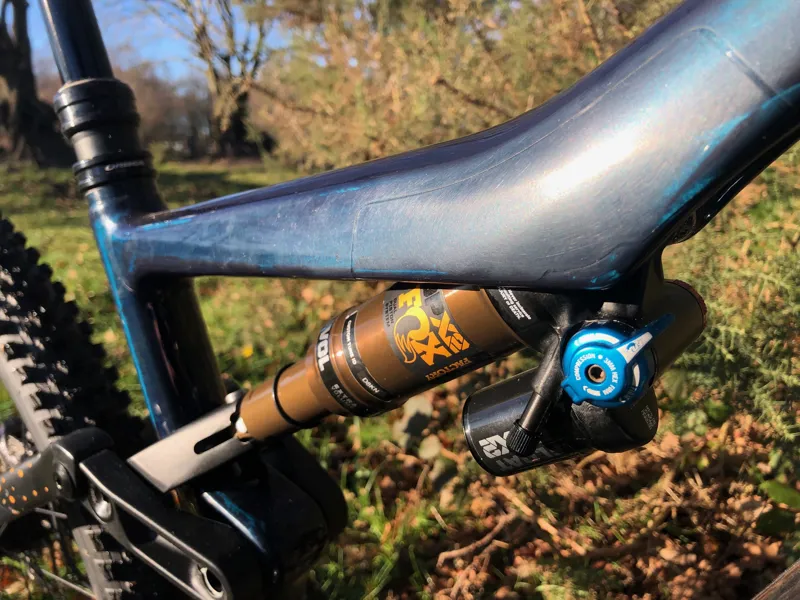 ExDemo Orbea Rise M10 Medium Electric Bike 2021 Coral Blue/Red Gold-4